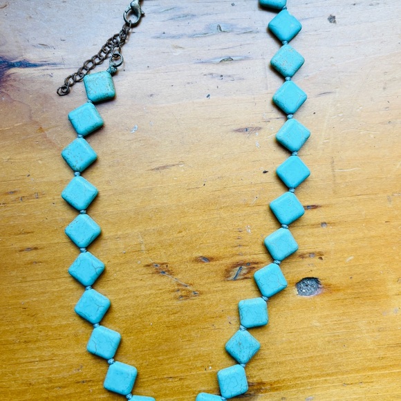 Sint Marteen Island Jewelry - Chic Turquoise Bead Necklace